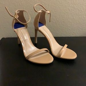 Stuart Weizman heels